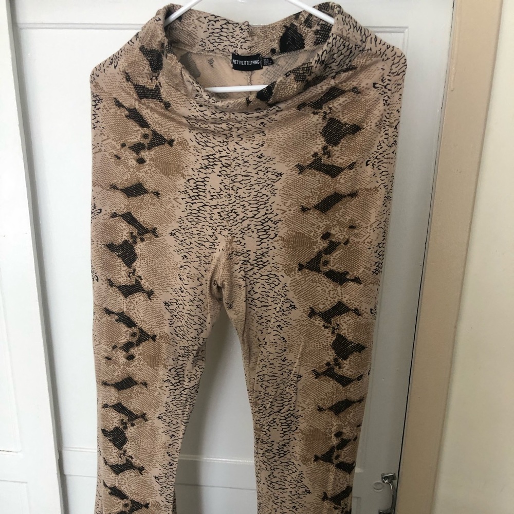 PLT flare snake pants US size 4